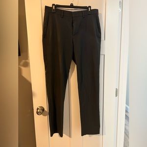 Great condition! Men’s Haggar dress pants. 32x32.